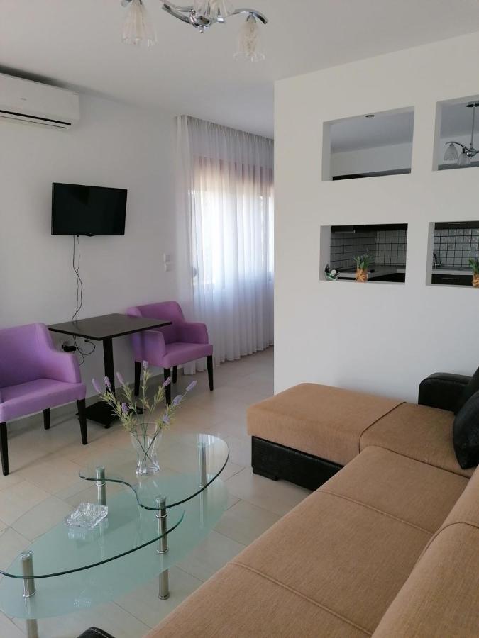 Nikitihouse Apartments 1 Luaran gambar