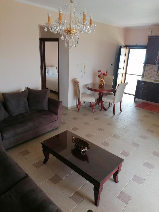Nikitihouse Apartments 1 Luaran gambar