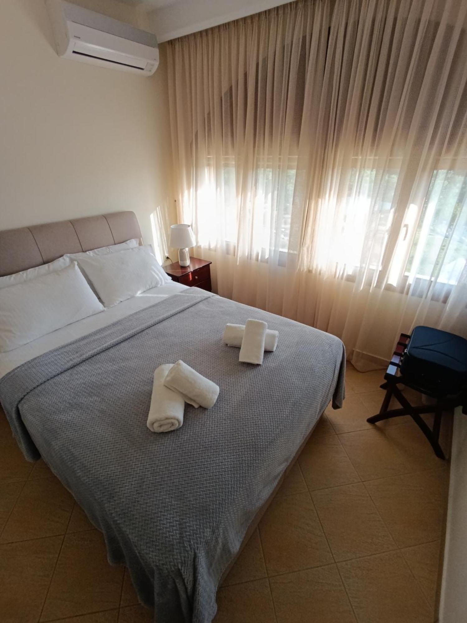 Nikitihouse Apartments 1 Luaran gambar