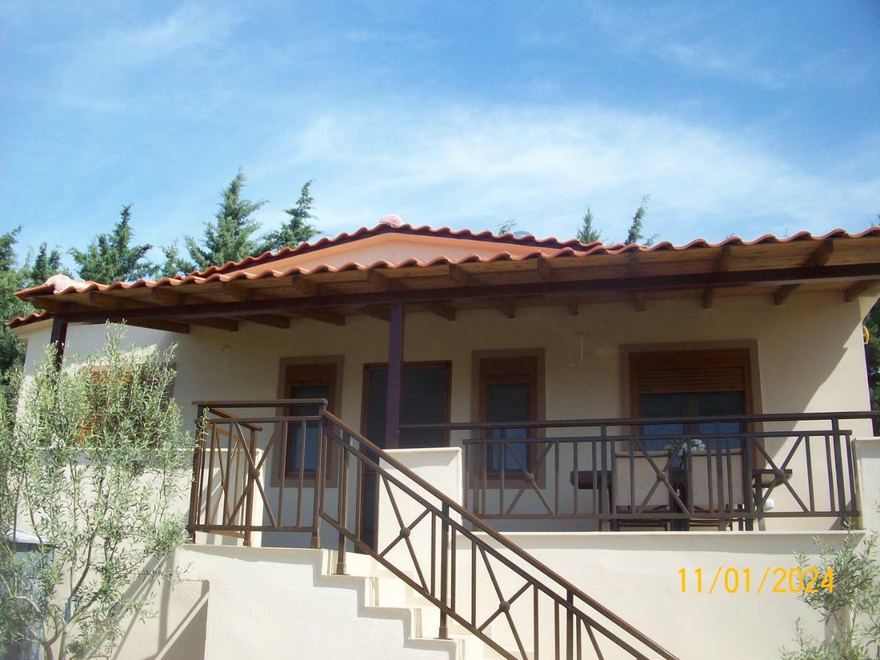 Nikitihouse Apartments 1 Luaran gambar